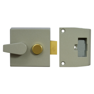UNION 1026, 1027 & 1028 Non-Deadlocking Nightlatch - 1026 - 50mm CG Case Only Boxed
